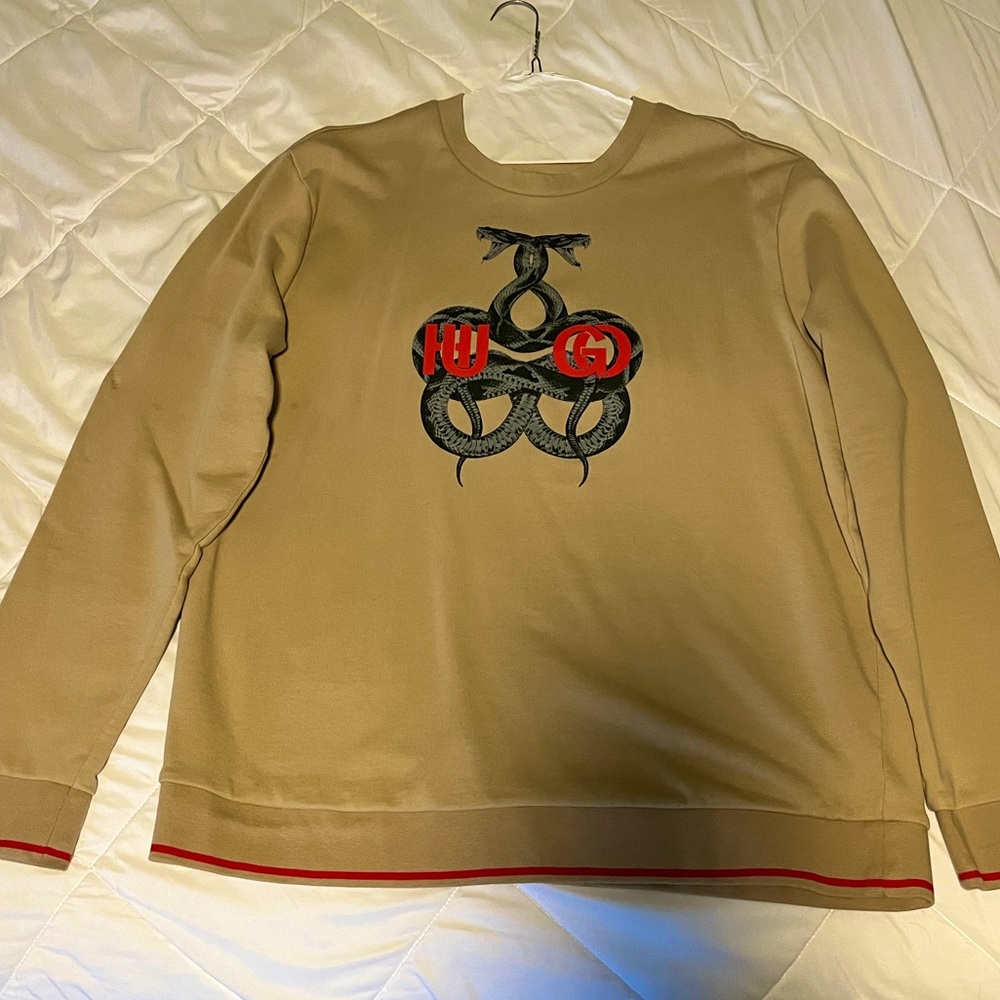 Size XL Hugo Boss crew neck sweater